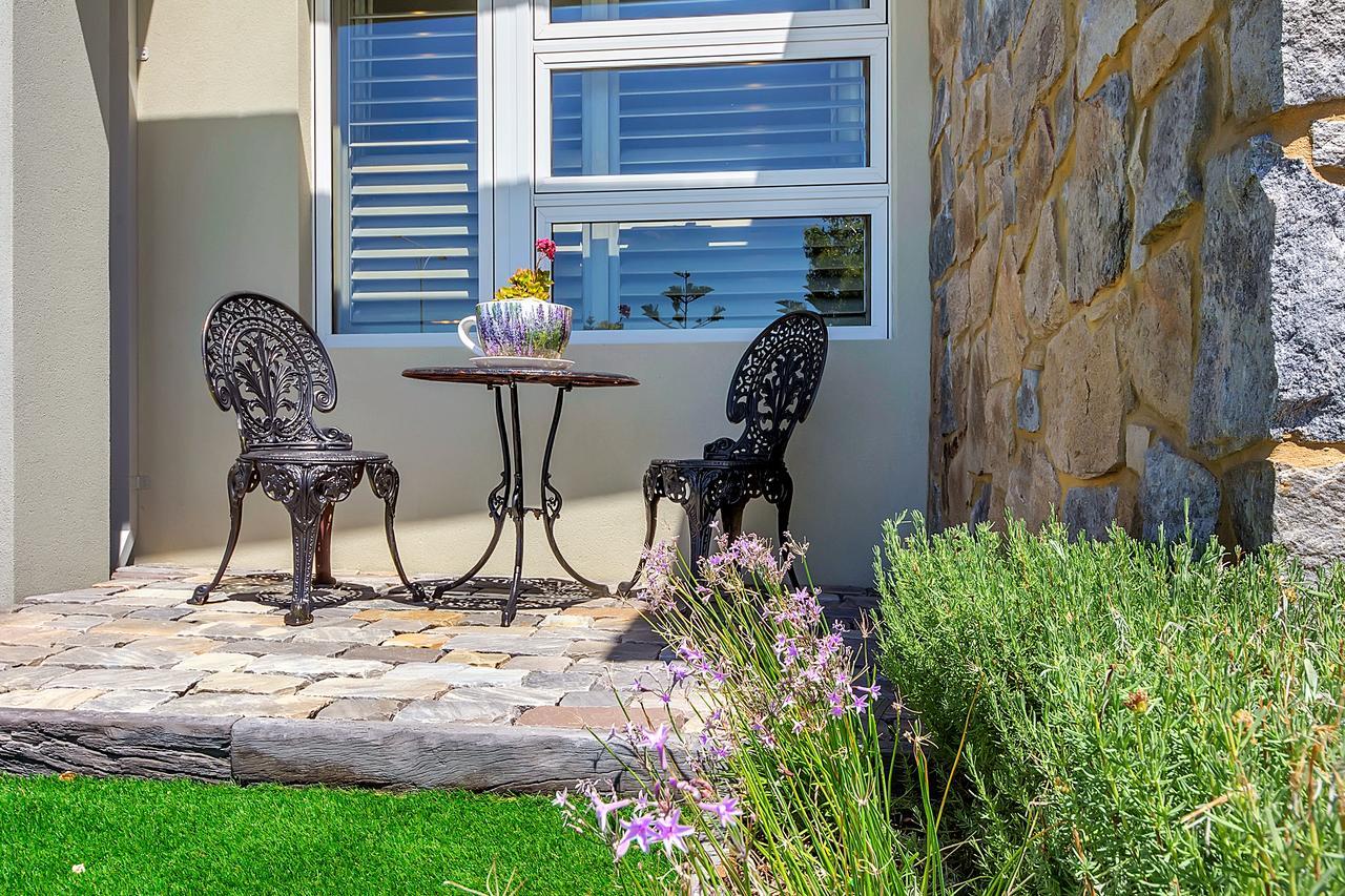 Bed and Breakfast Lavender Manor Bnb Alkimos Экстерьер фото